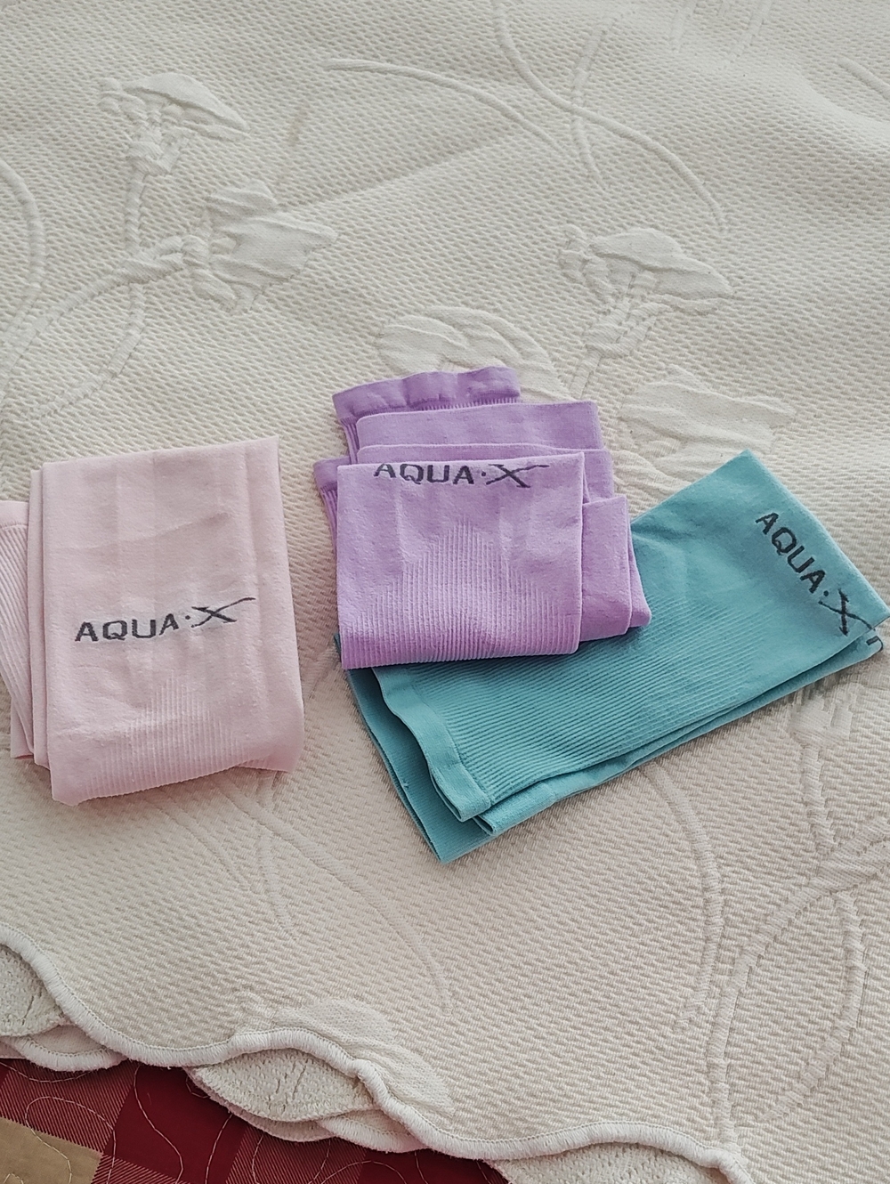 Aqua-X Pastel Compression Sleeves - Pink, Lavender, Teal